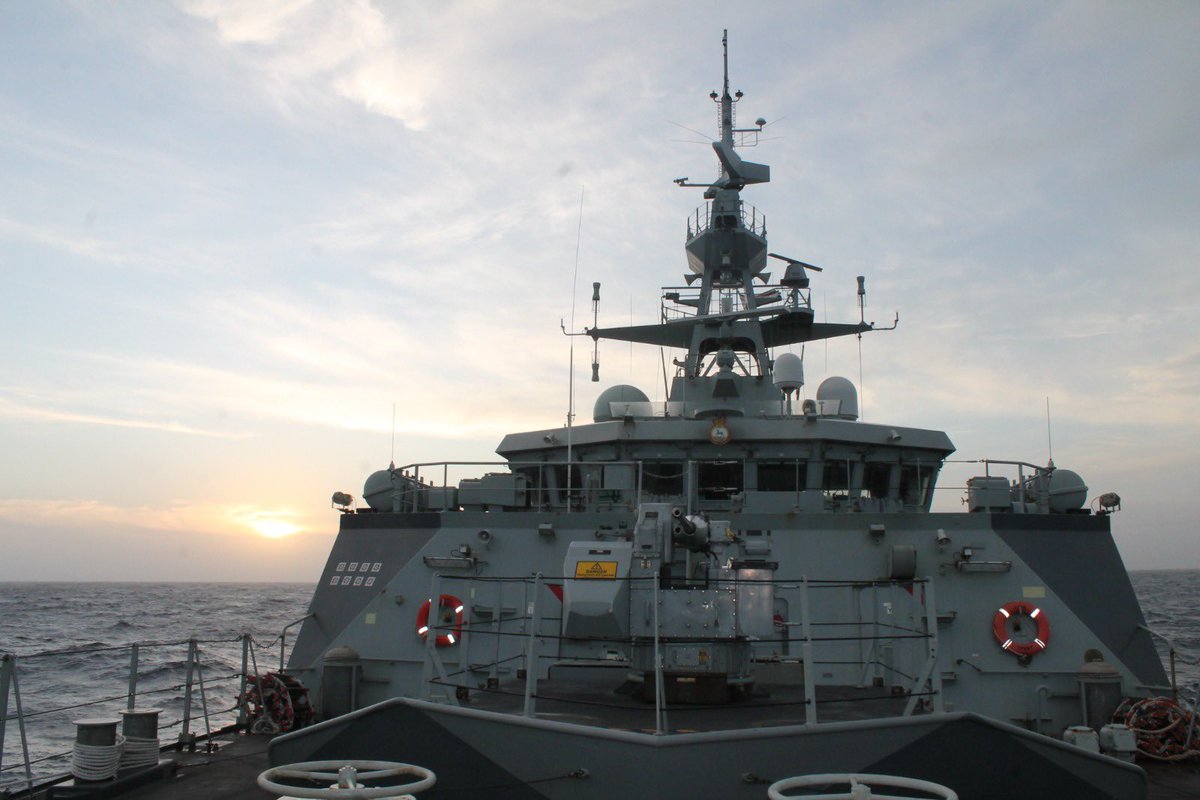 HMS Trent tweet media