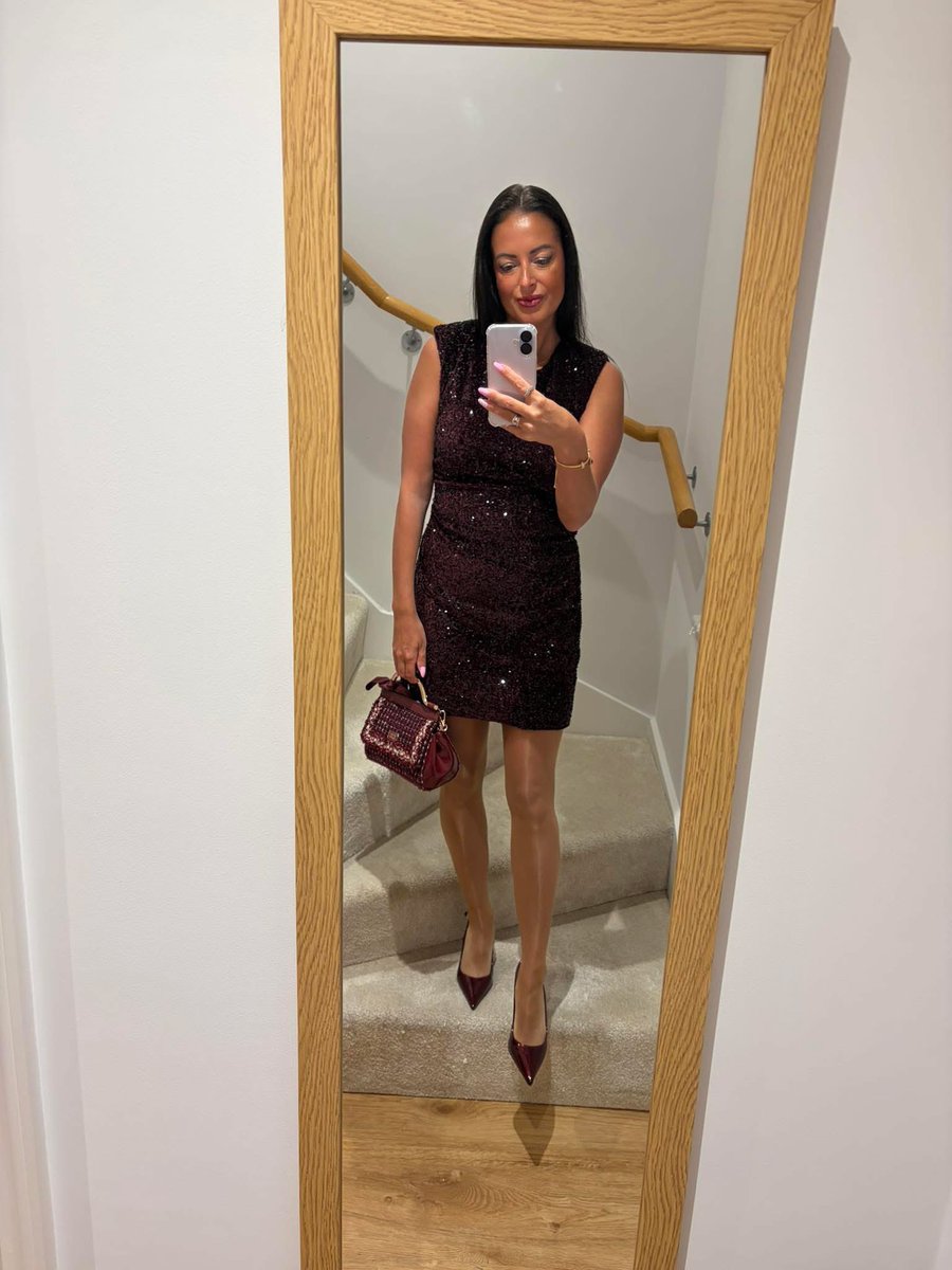 Amy Barton tweet media