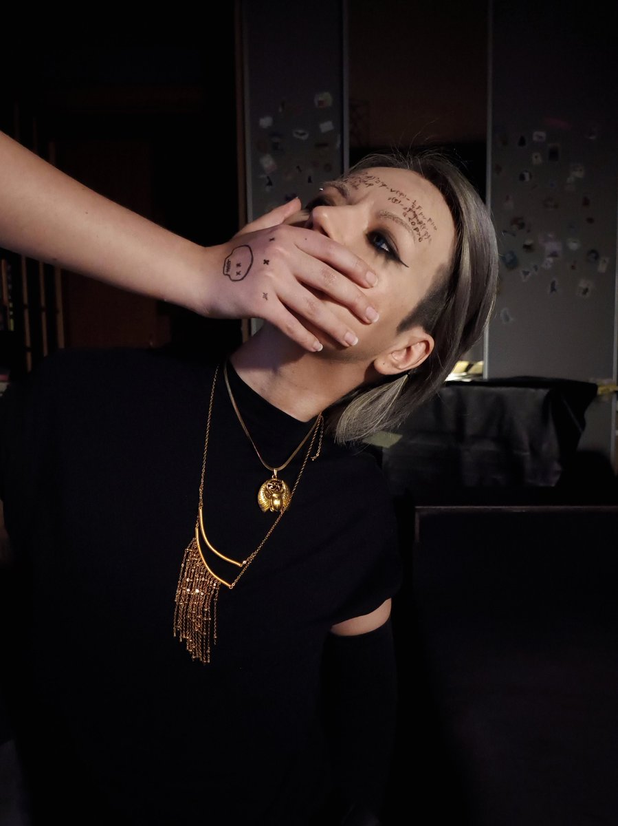 dmns_prtcl's tweet image. Happy Horny Year with SamHiggs💃🏻🥂

#DeathStranding #SamHiggs