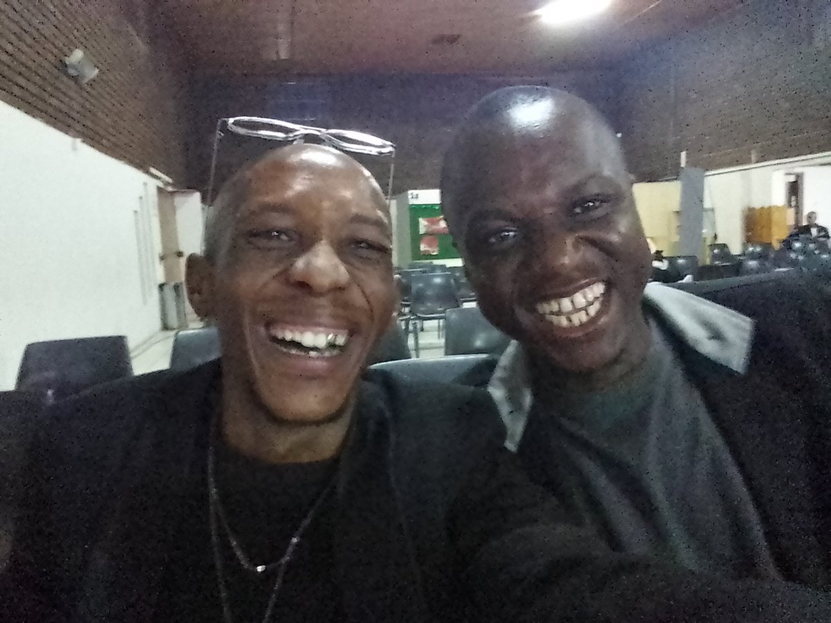 moholoane_t's tweet photo. 2025 wouldn't pass me by without capturing this moment right here yesterday night le ngwana-mme mona, one of the greatest worshipers of Africa and abroad that I love and respect Hloni G Mofokeng right here @Afm Life Overflowing. Hi! Mate! How ya doin?
 #LastCapturedShotsOf2025# https://t.co/XMxwYpATBN