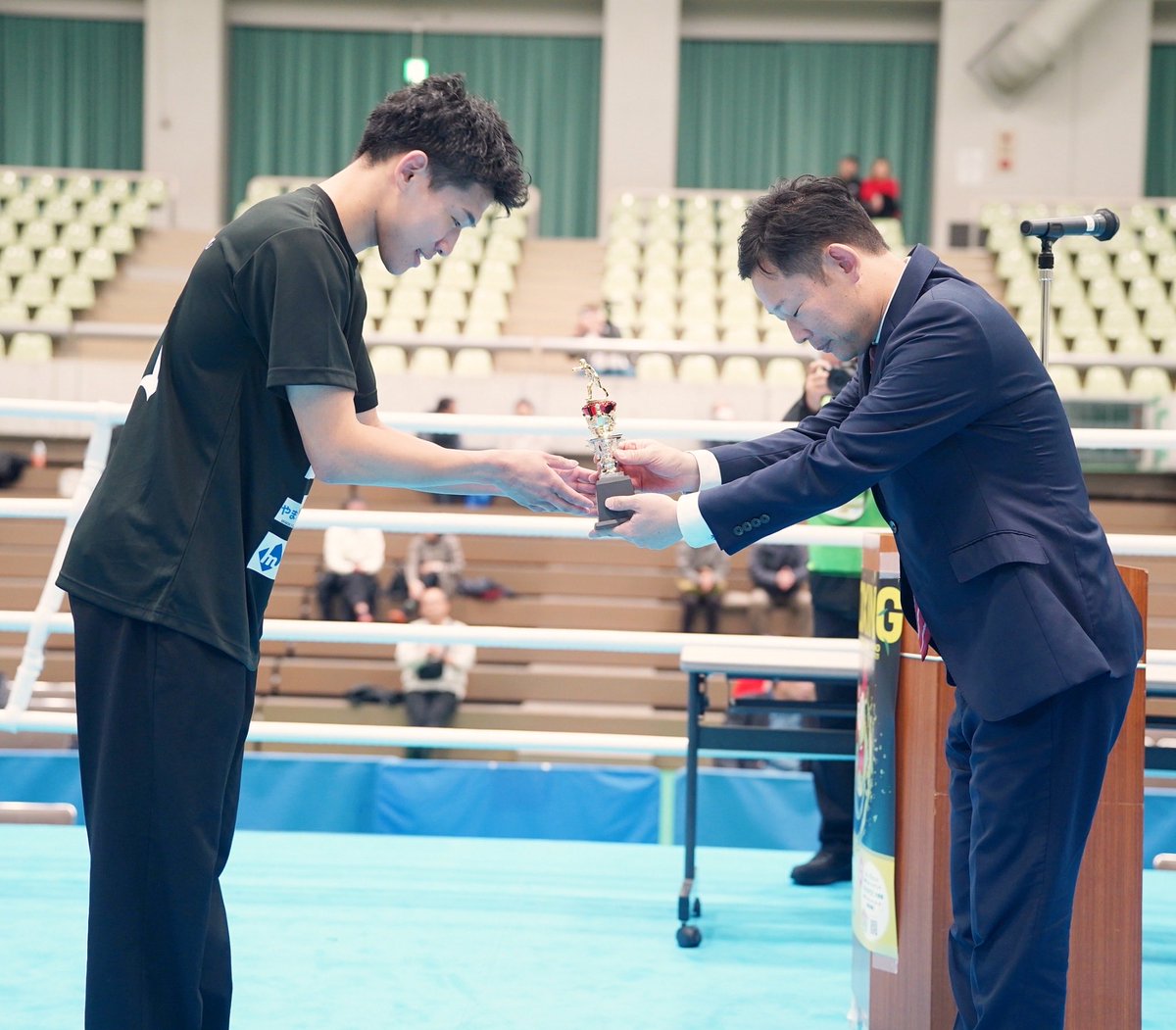 新年明けましておめでとう御座います。
旧年は🥇🥇🥇の目標を掲げておりましたが🥇🥈🥇🏆でした。
生活全てをボクシングにかけて結果にこだわっていきます。
本年も応援宜しくお願い致します！