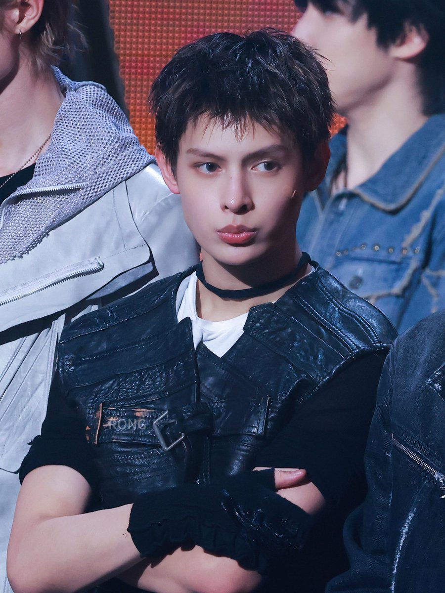 _RRongSandman's tweet photo. 251231 MBC

#JAMES #제임스 #趙雨凡 #CORTIS #코르티스 https://t.co/BbhVzqXBf2