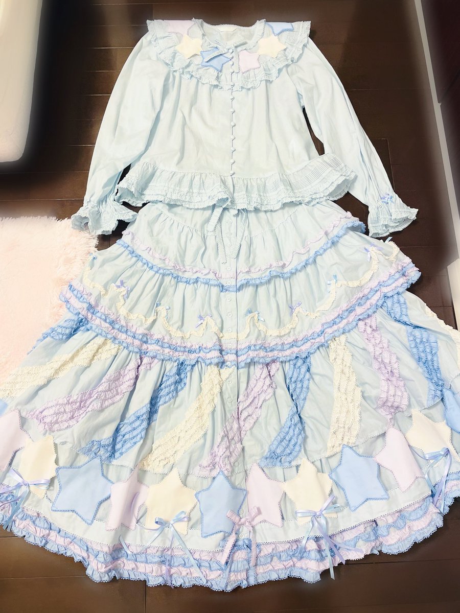 初ピンクハウス届きました！！かわいい キキララコラボにインスパイア