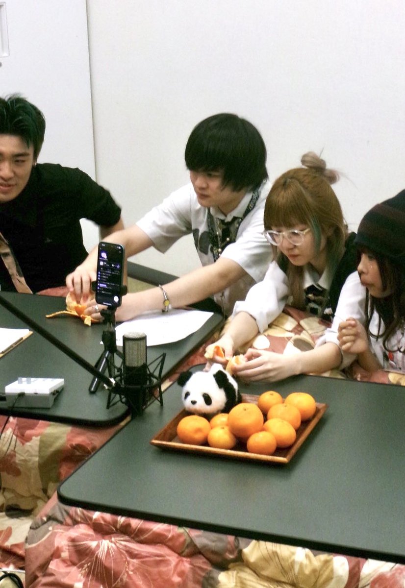 謹賀新年

今年も35.7をよろしくお願いします

#ゴーテンナナ