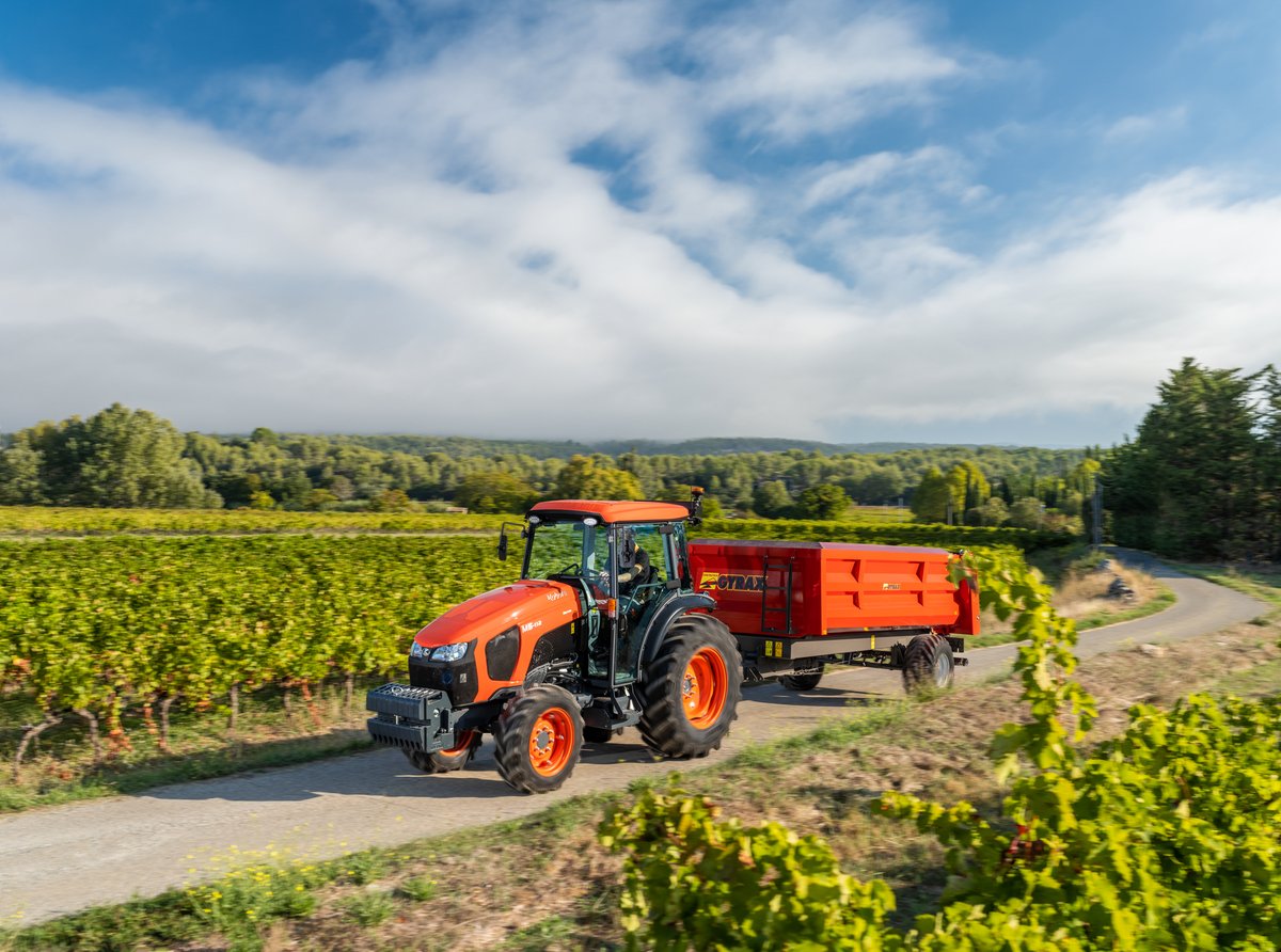 ListerWilderAG's tweet image. Ready to elevate your operations? From the agile M4 to the powerhouse M7, the Kubota M Series range is built to handle it all.

Why upgrade with Lister Wilder this year?
Full Range
Great Deals

Contact your local branch today!

#ListerWilder #KubotaMSeries #FarmUpgrade