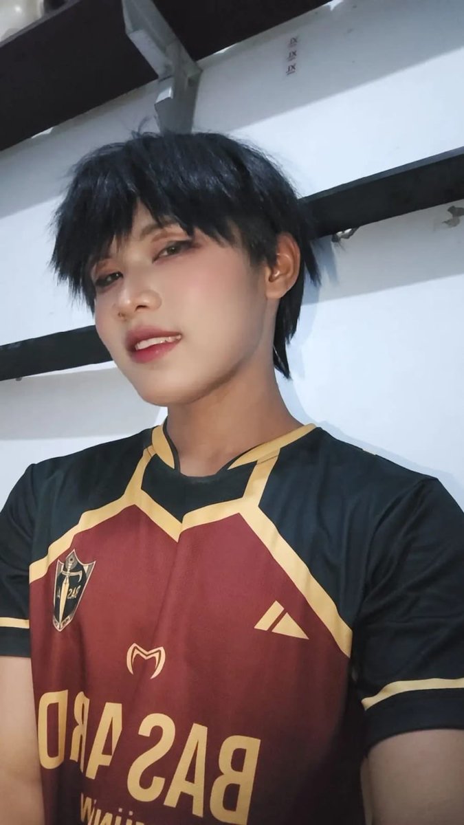 Ralya_cos's tweet photo. "If I can’t devour them, I’ll never be the best."
#isagi #isagiyoichi #bluelock #cosplay #anime #animecosplay https://t.co/hs4VfNJ3ap