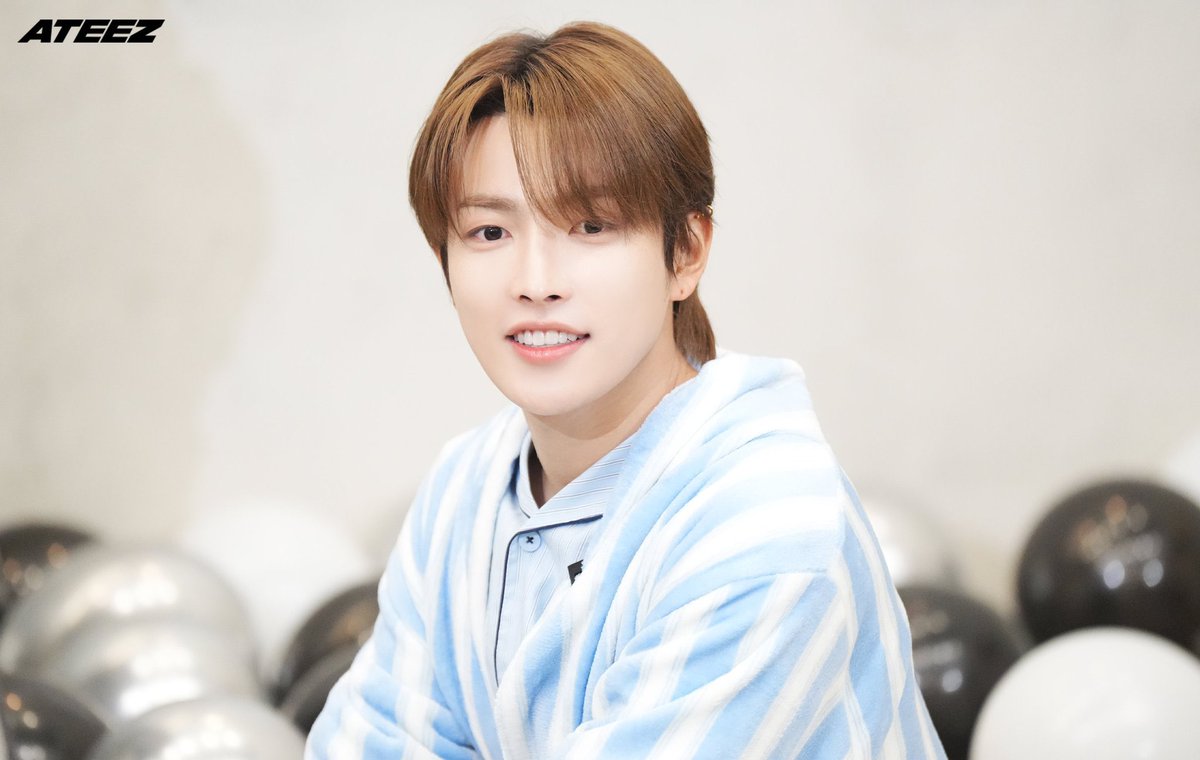 KMHJPICS's tweet image. 