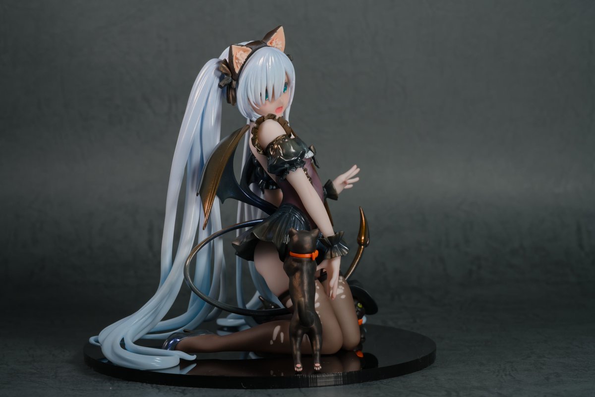 今回クレオスのクリスタルカラーを全種揃えて
色々試してみました今年は少しづつ引き出しを
増やしていきたいですね