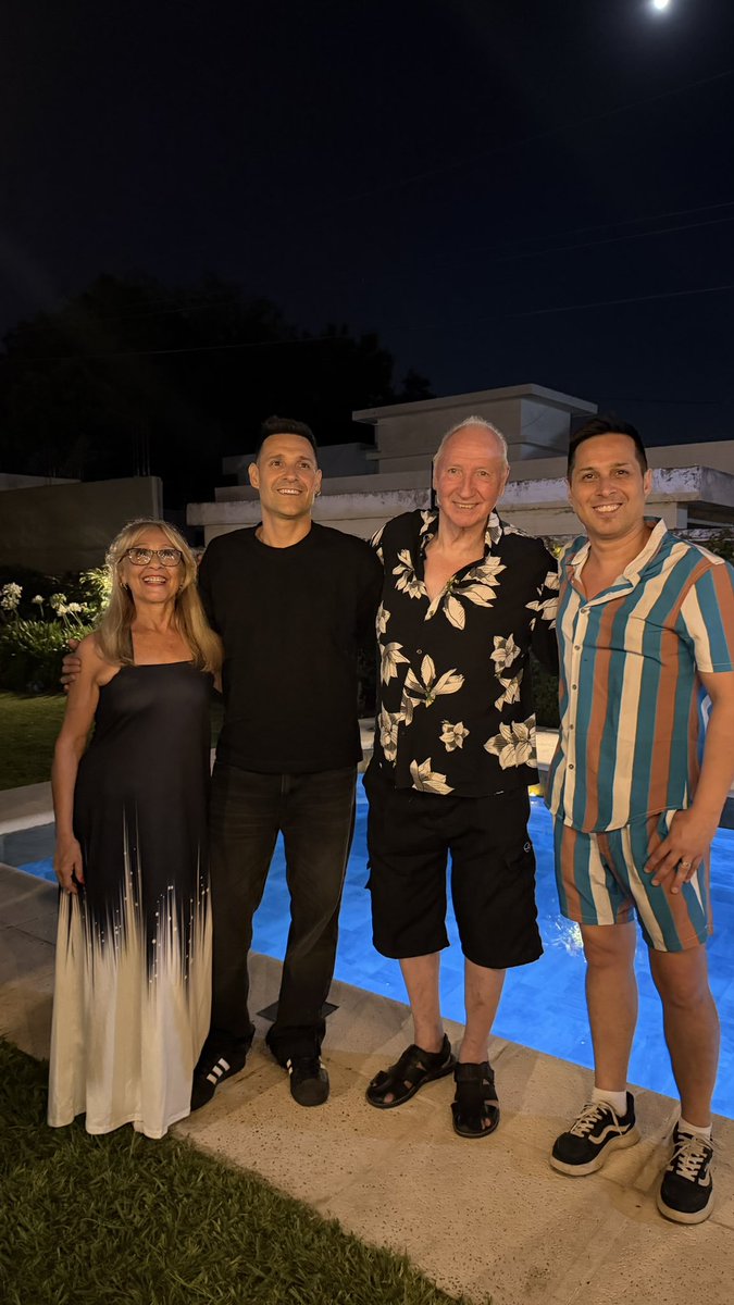 Feliz Año Nuevo para todos!!! Que todo lo que los haga felices llegue este 2026 ❤️