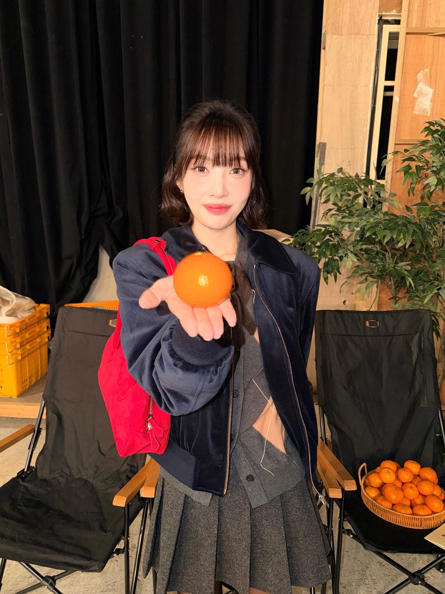 joyisthetics's tweet image. happy new year!! from imyourjoy 🍊