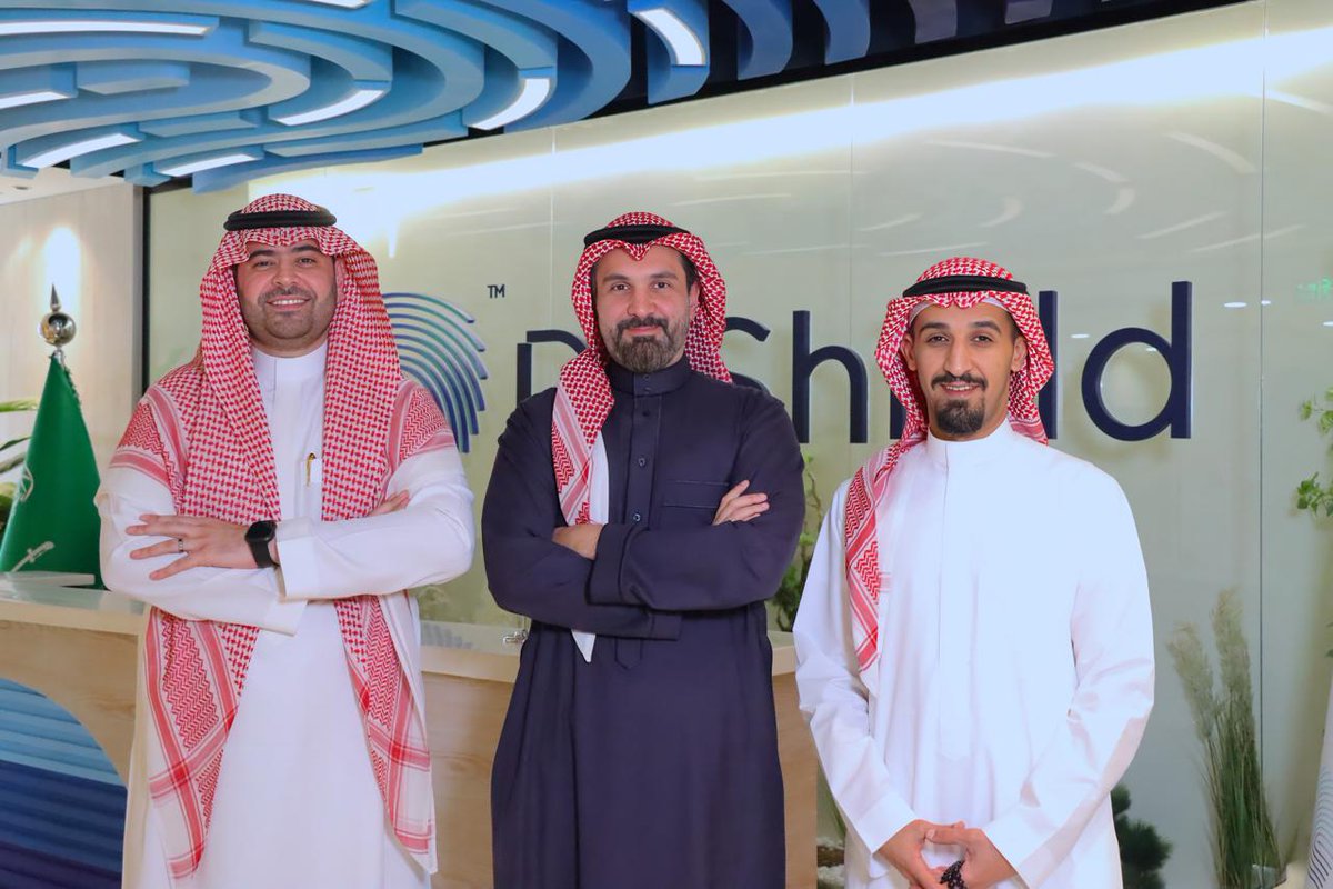 نفتخر بالإعلان عن استثمار استراتيجي بقيمة 203 مليون ريال سعودي من شركة <a href="/MerakCapital/">Merak Capital</a>  في <a href="/DSShield_/">DSShield - درع الأمان الرقمي</a>، في خطوة تمثل محطة مفصلية في مسيرة نمونا.

يعكس هذا الاستثمار الثقة الكبيرة في رؤيتنا وقدراتنا، ويعزز دورنا في تمكين مستقبل المملكة الرقمي ودعم منظومة الأمن السيبراني.