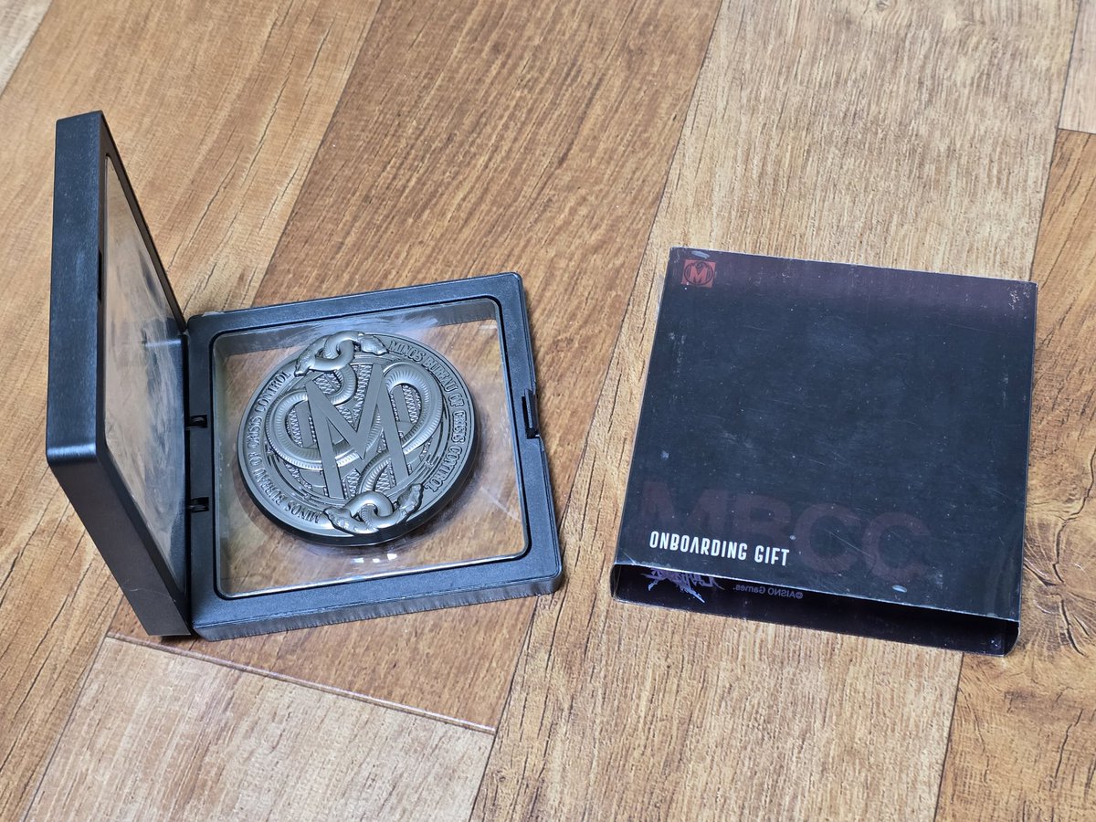 MBCC입사선물 있는 사람?
나요^^✌️
아~~ 다시 꺼내보니 과몰입되~~