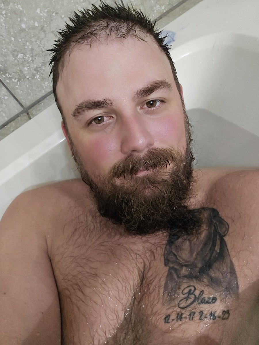 Matthew tweet media