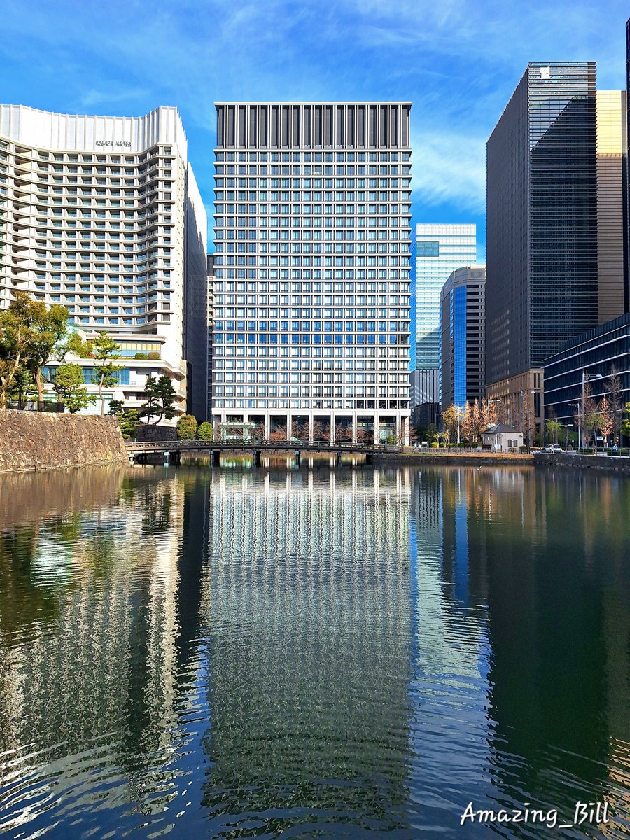 #Riflessi di fine 2025 📷
#marunouchi #tokyo 🇯🇵
