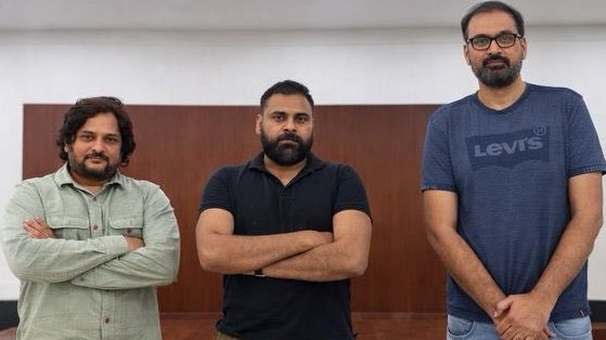 southcinemaaaa's tweet image. #PawanKalyan Fans Left Disappointed Again😳

The sudden update on #PawanKalyan &amp;amp; #SurenderReddy film hasn’t impressed fans much. After years of delay another “starting soon” claim feels routine without real progress.

With politics and pending films causing continuous