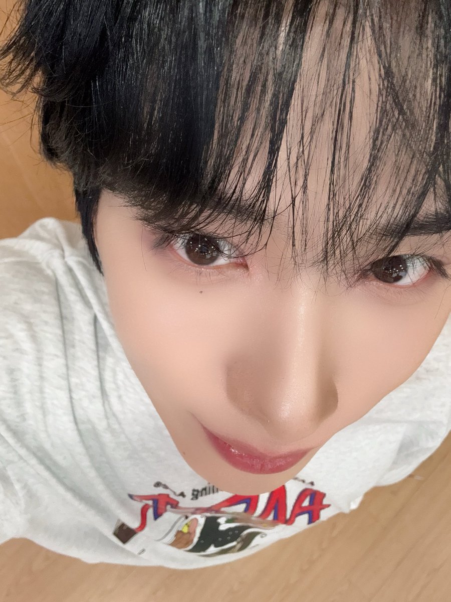 1001update's tweet photo. 🐶 #XION Fromm ㅡ 251115

📸 https://t.co/7s7RkX08GL