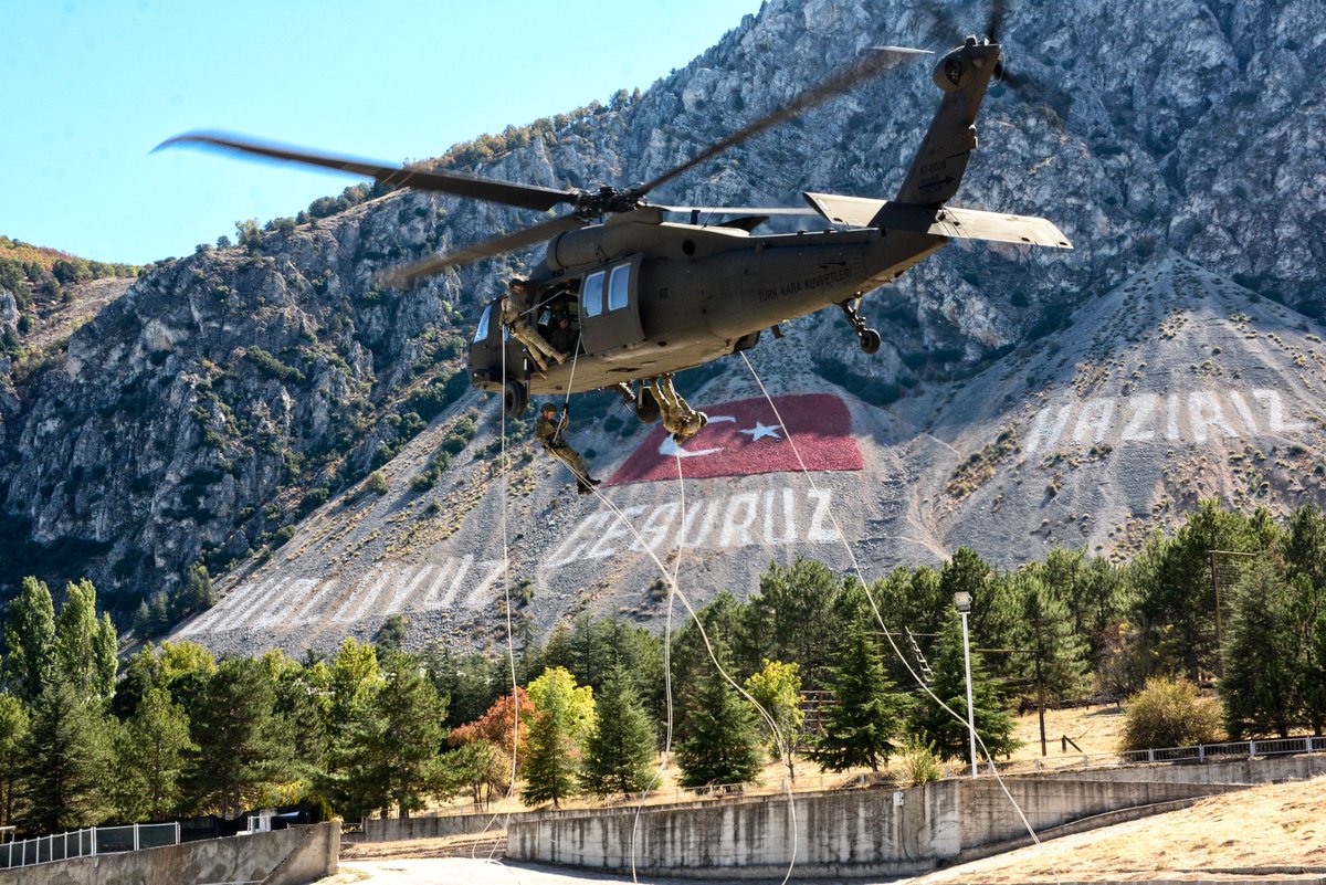 Güçlüyüz, cesuruz, hazırız!

#MillîSavunmaBakanlığı 
#GününFotoğrafı 📸