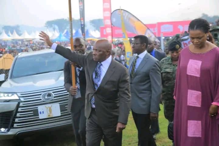 Ssemujju Moses Mwanje tweet media