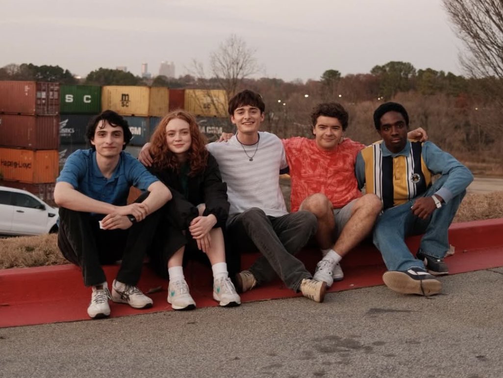 i grew up with them ☹️ i love u forever stranger things