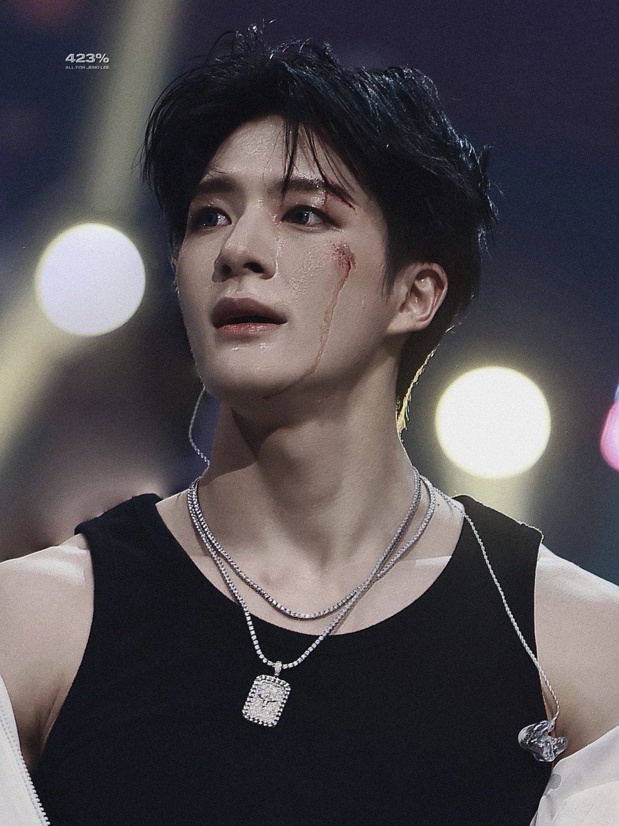 jnlfolder's tweet image. oh action actor lee jeno.. you will be so loved..