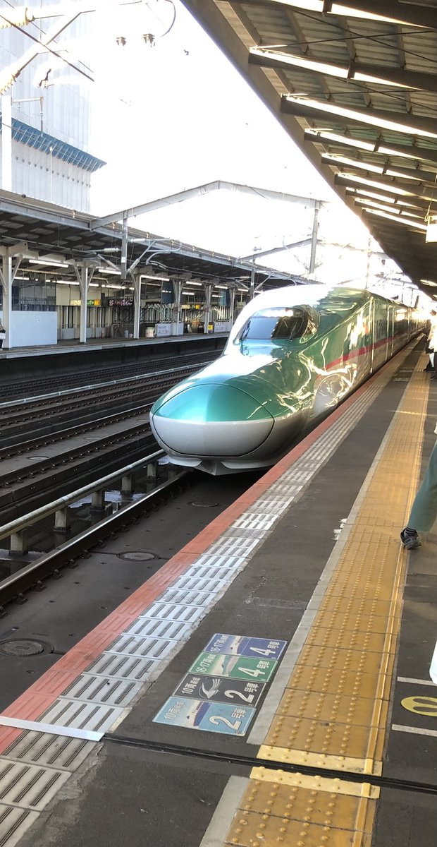 boutsu08's tweet image. 在来線脱線による運休でこうなりました。