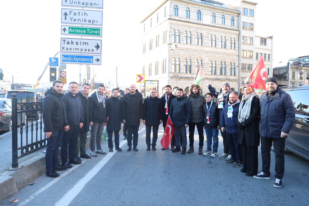 🇹🇷🇵🇸 ❝Sinmiyoruz, susmuyoruz. Filistin'i unutmuyoruz❞

#GazzeÇağrısı #JusticeForGaza