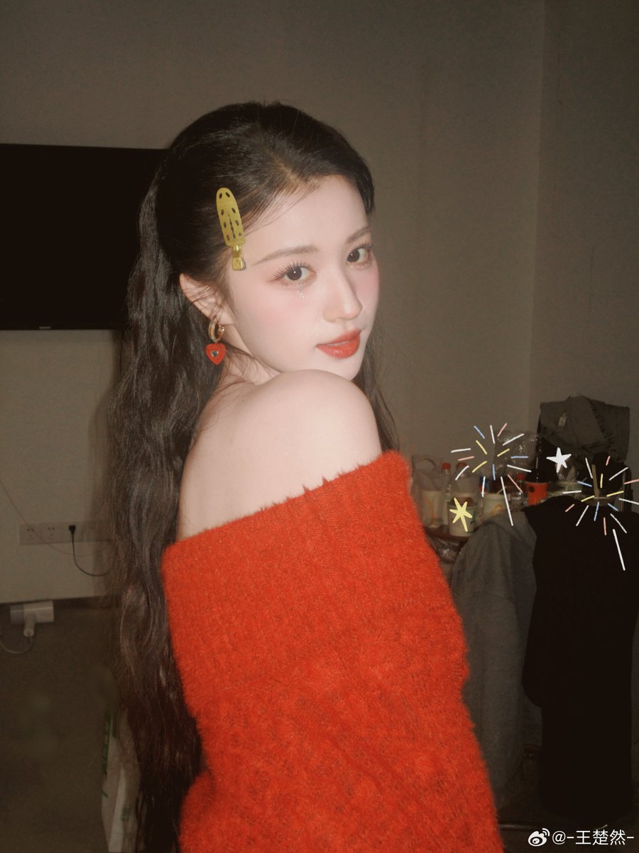 ForCdrama's tweet image. #WangChuran new pics for 2026 New Year.