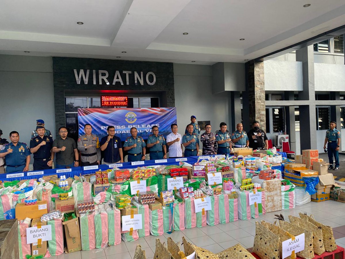 TNI AL dan Bea Cukai Gagalkan Penyelundupan Ayam Ras Filipina di Perairan Sulawesi Utara