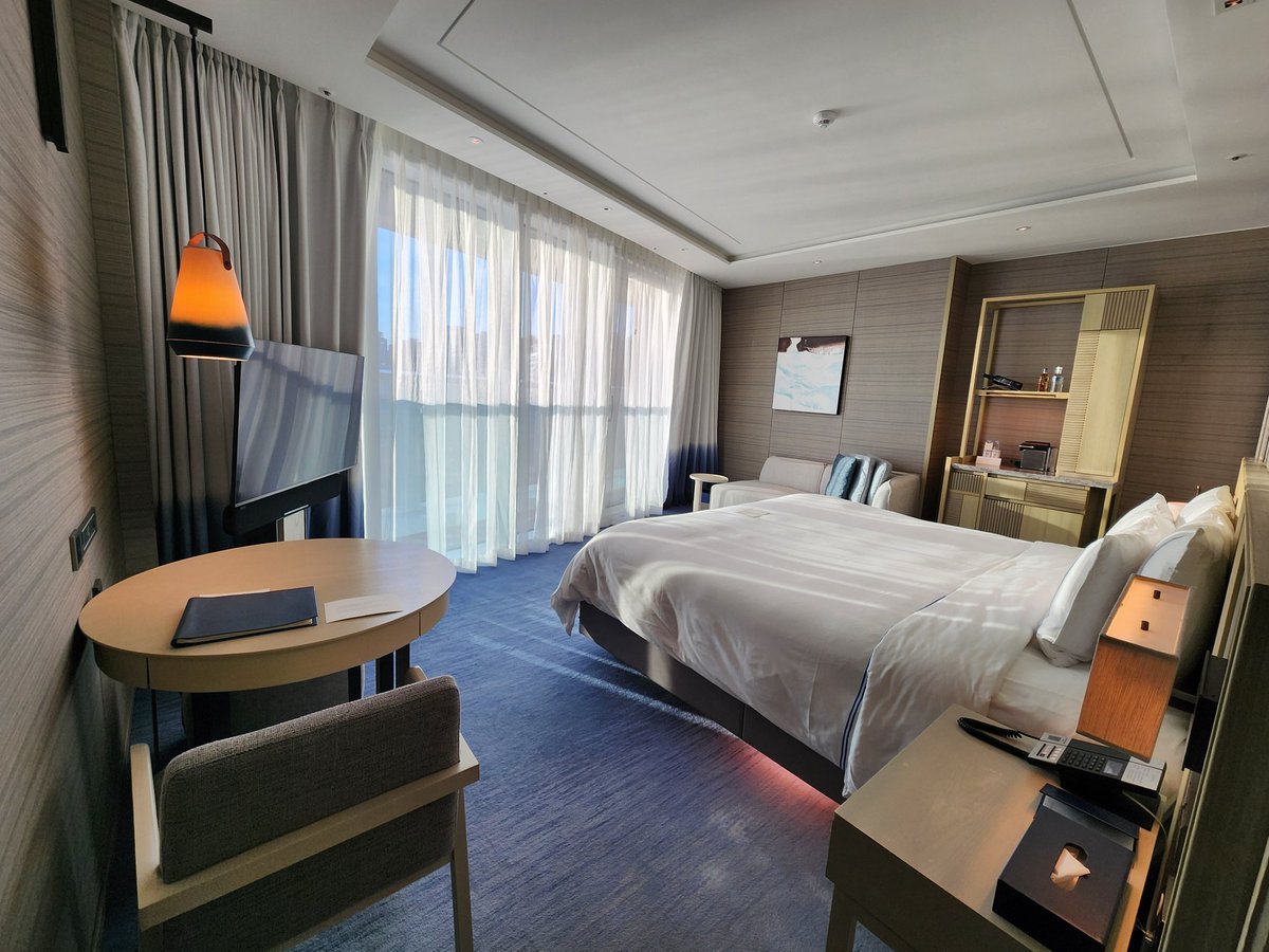 시그니엘호텔 혼자 숙박.