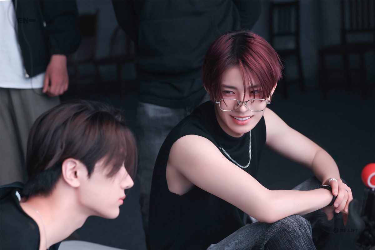 amanhj10's tweet image. 아니 이제 십년즈라고? 거짓말