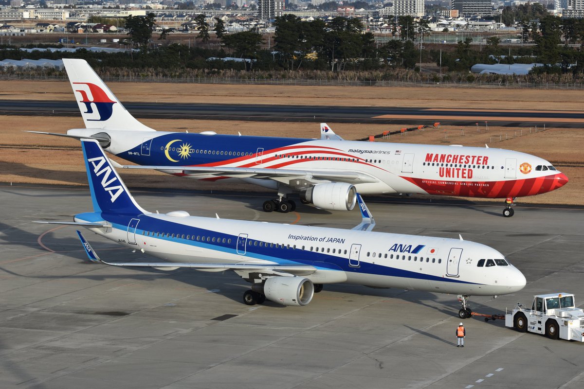 2026年1月1日
仙台空港
マレーシア航空
A330-300
9M-MTL

ANA
A321
JA114A