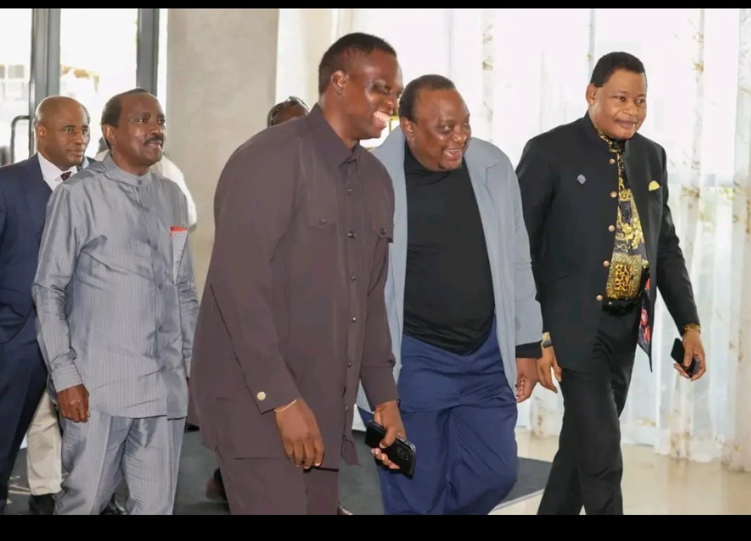 We'll Never Forget you, 

We don't intend to... 

You've always been so True 

Ruto is so Crude, 

Heri tungejua, 

Kasongo tungemtema

Happy New Year, Kamwana...