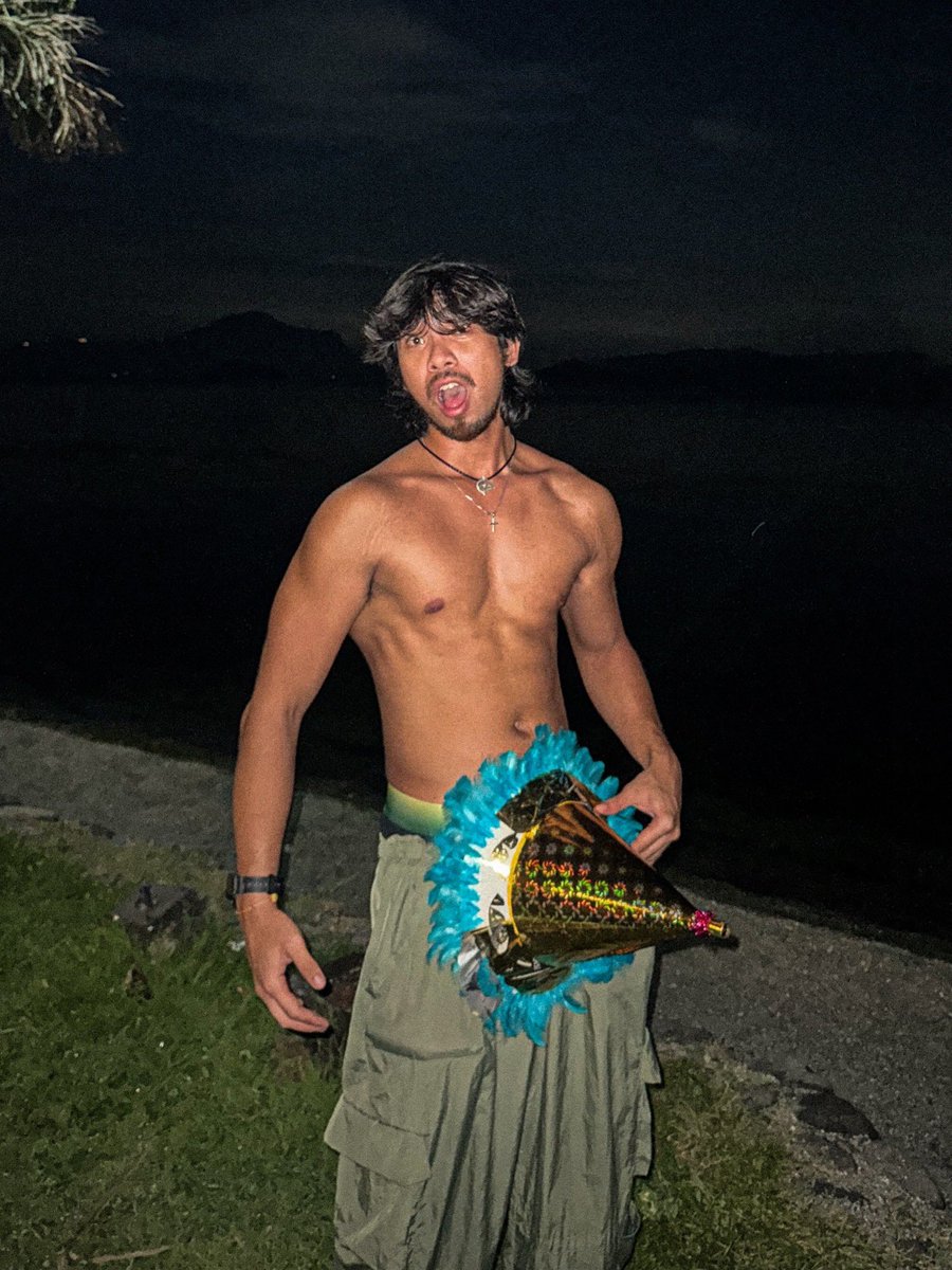 Last night was a blast! Hello, 2026 - I know you’re going to be awesome! 💪🥳💗

more photos: Instagram.com/rabincanuzo