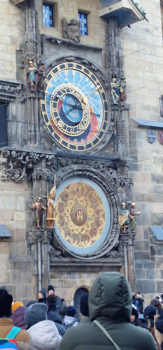 Spaceboy_EP's tweet image. Wir wünschen euch alle ein frohes neues Jahr mit viel Erfolg und Gesundheit