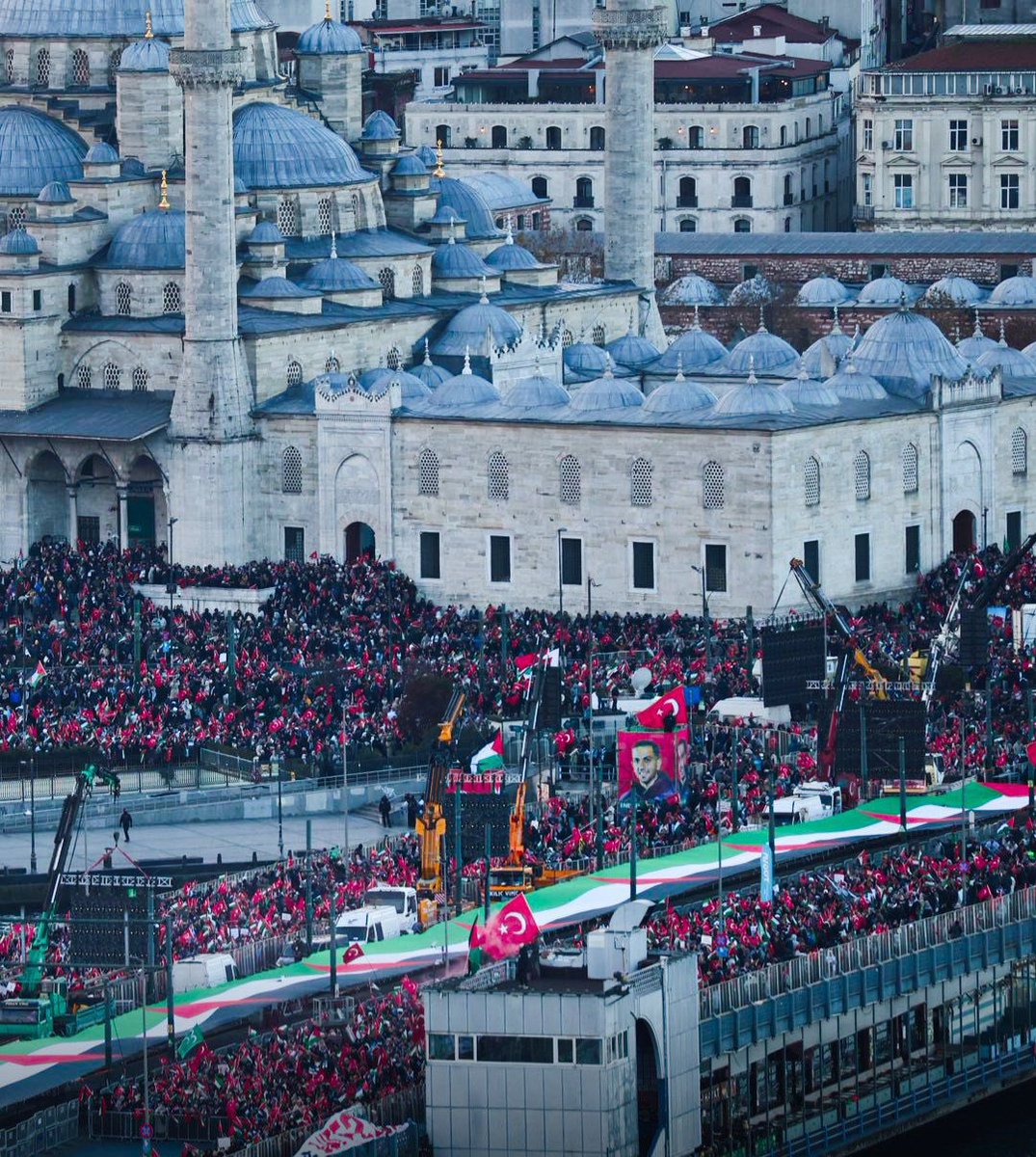 Yaşasın Özgür #Filistin 
Yaşasın Özgür #Gazze 

#LongLivePalestine 🇹🇷🇵🇸
#LongLiveGaza 🇹🇷🇵🇸