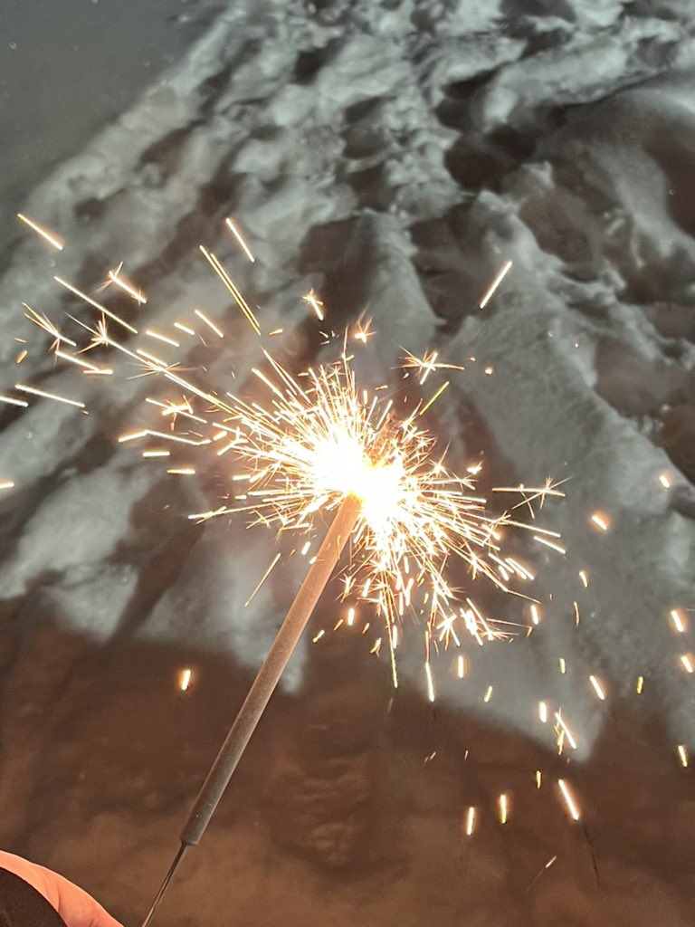 Call me Kárina tweet media