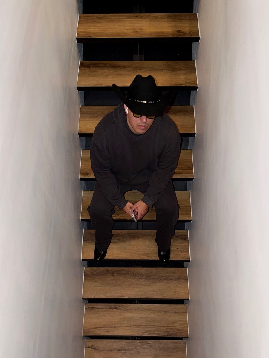BrandanBath's tweet photo. 🤠✌🏽 https://t.co/Qx9sdmOX7n