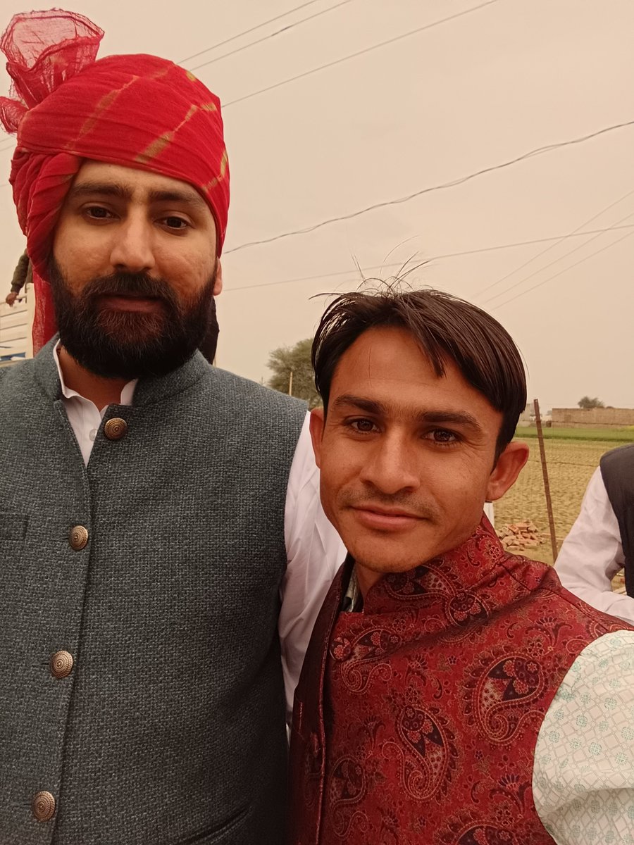 RKHalu1's tweet photo. जयपुर  ग्रामीण लोकसभा से सांसद प्रत्याशी  
 @AnilChopra_ जी को जन्मदिवस की हार्दिक बधाई एवं शुभकामनाएँ।
ईश्वर से कामना है कि आपको उत्तम स्वास्थ्य, दीर्घायु एवं जनसेवा के संकल्प में निरंतर सफलता प्राप्त हो।

आपके जीवन का यह नया वर्ष नई ऊर्जा, नए अवसर और खुशियां लेकर आए https://t.co/kEmu7fiOol