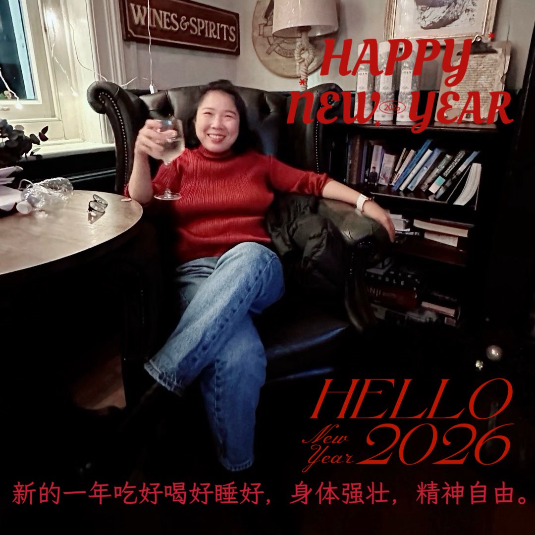 wanghuiling211's tweet image. 祝大家新年快乐。

新的一年学会从身体层面的开始爱自己，觉察自己，吃好喝好睡好，源头上远离任何让自己有可能根本吃不好喝不好睡不好的人和事，做到这一点，你生活就会逐渐平静。…
