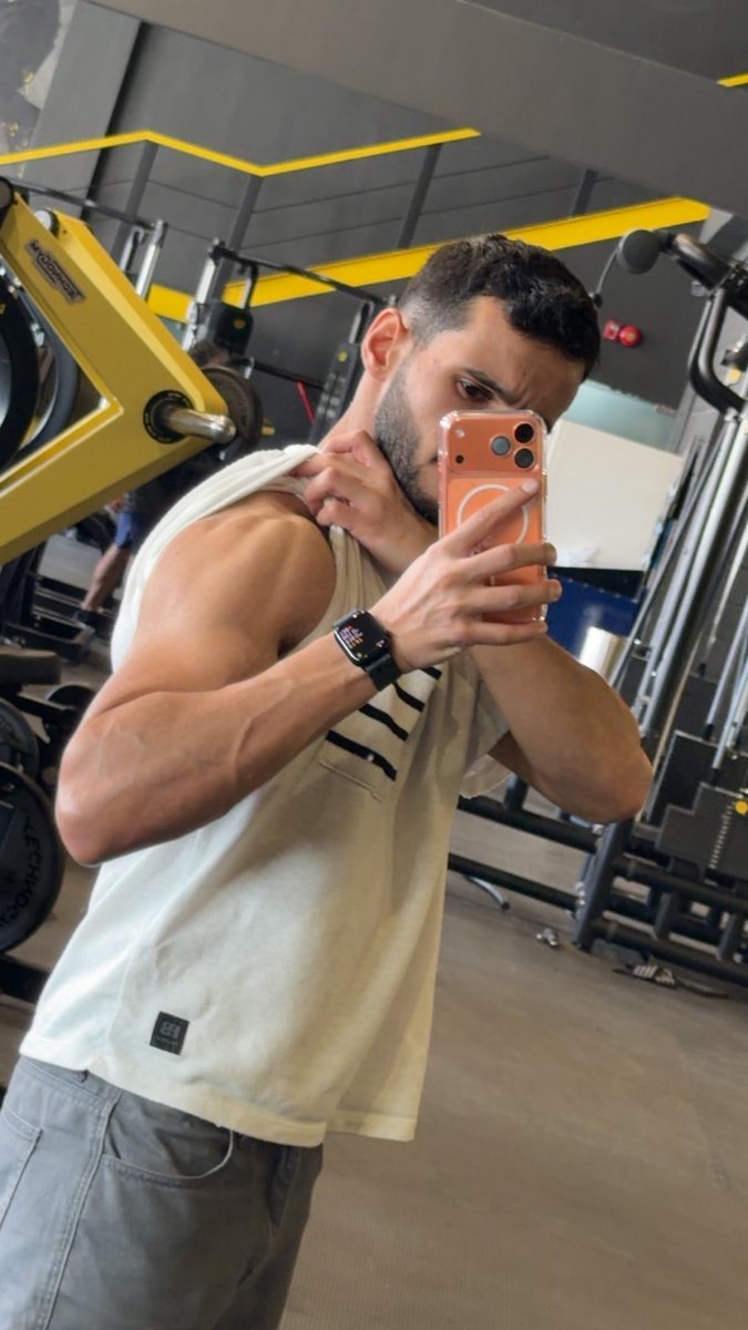 𝙵𝚊𝚑𝚊𝚍 tweet media