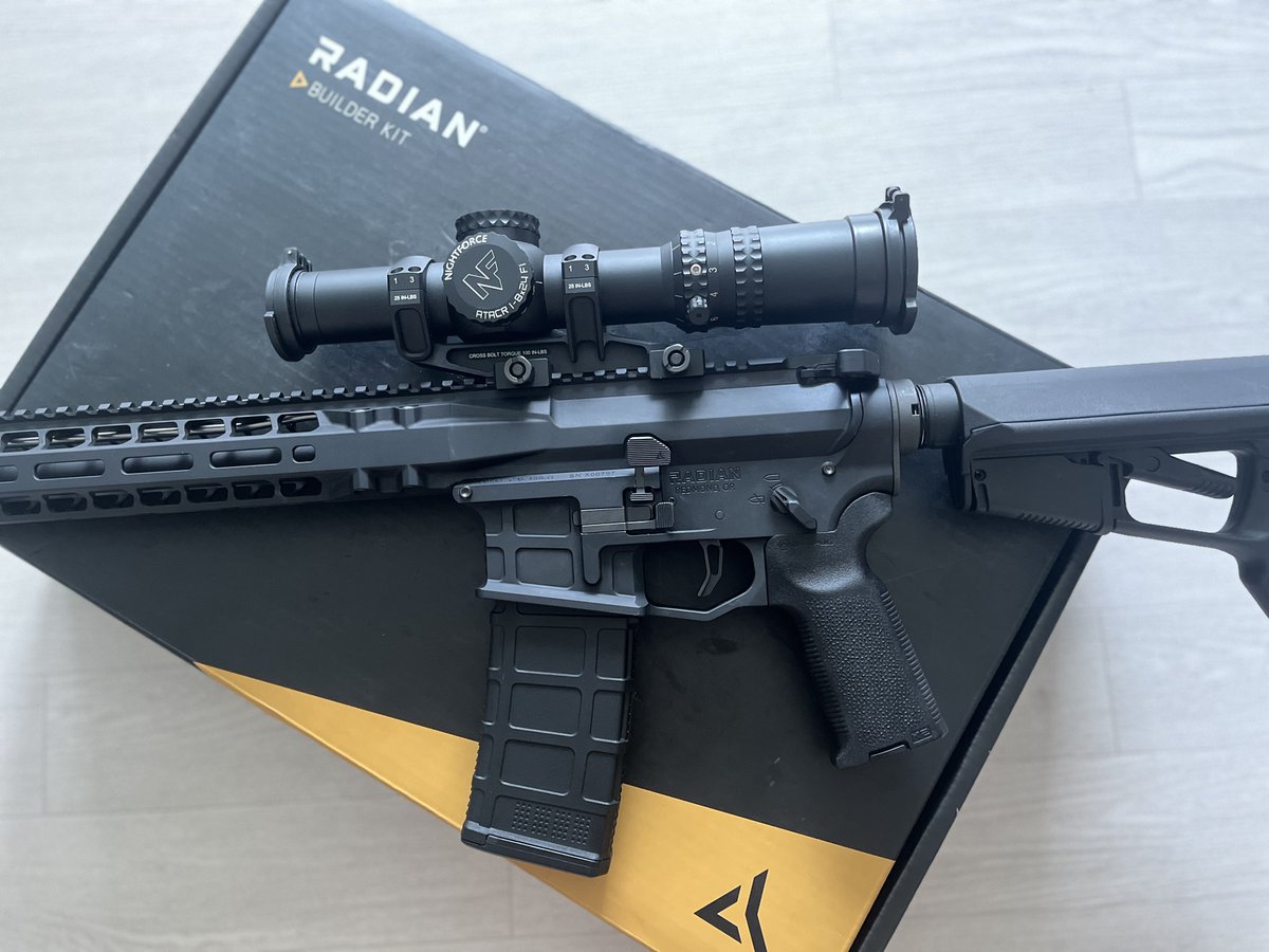 RENN___3's tweet image. #트친소 

에어소프트, 총기 좋아합니당
하이엔드 지향하는 컬렉터

흔적 남겨주시면 타임라인 보고 팔로하겠습니당