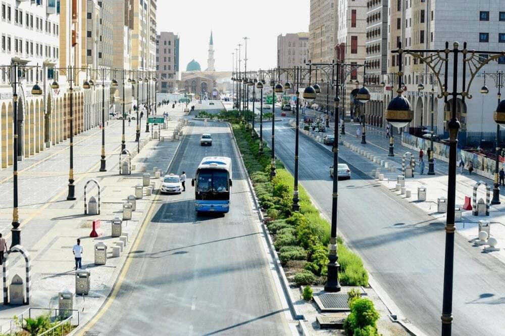 khalilalbalush1's tweet image. بعد غيابٍ طويل، تشرفت بزيارة المدينة المنورة ❤️
انبهرت بما شاهدته من تطور كبير في المرافق والبنية التحتية، ومستوى راقٍ من الخدمات المقدمة لزوار طيبة الطيبة، بما يعكس حرصاً واضحاً على راحة الزائر وسهولة تنقله.
المدينة ليست مكاناً عادياً؛ ففي كل زاويةٍ منها، وكل حجر، ارتباطٌ عميق…