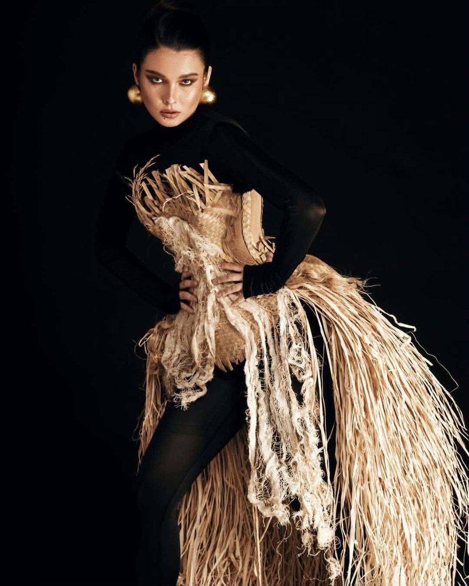 teamanjiuniv's tweet image. New year, same heart—just braver, softer, and more in love with becoming. This is the first chapter of who we’re growing into.

BRING IT ON, 2026!

#AnjiSalvacion @anjisalvacion