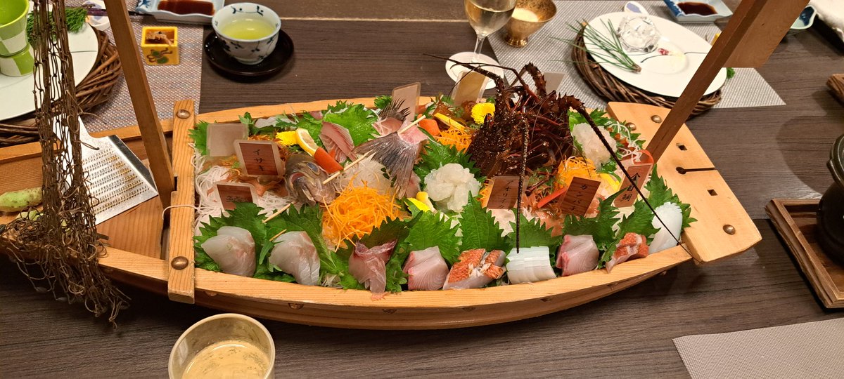 Post by あふれいど on X: 舟盛り