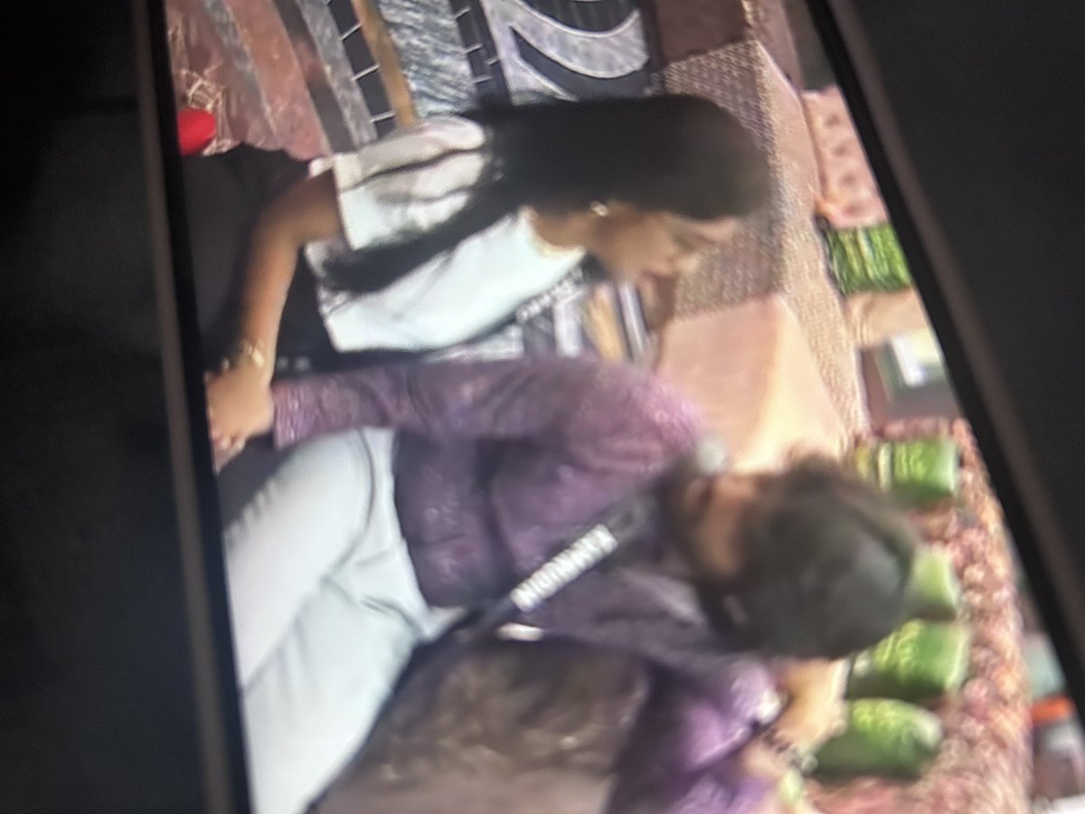 This both playing a stupid game to keep all the attention on them. Paru smartly made Kamu and Sandra fight for her own gain.

Still can’t believe people are voting for them

#BiggBossTamil9 
#BiggBoss9Tamil 
#BiggBossTamil