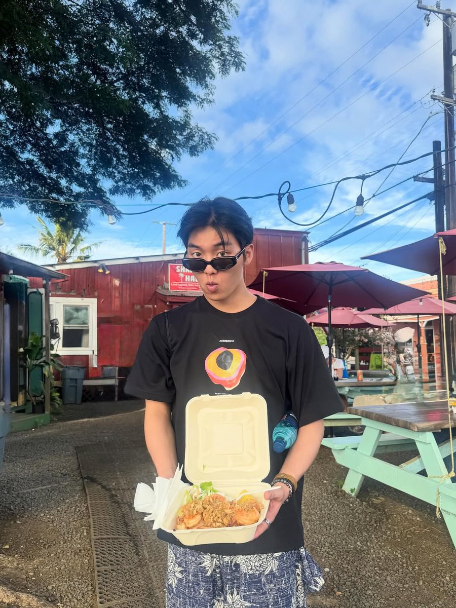 hyunwookfile's tweet image. hyunwook instagram update