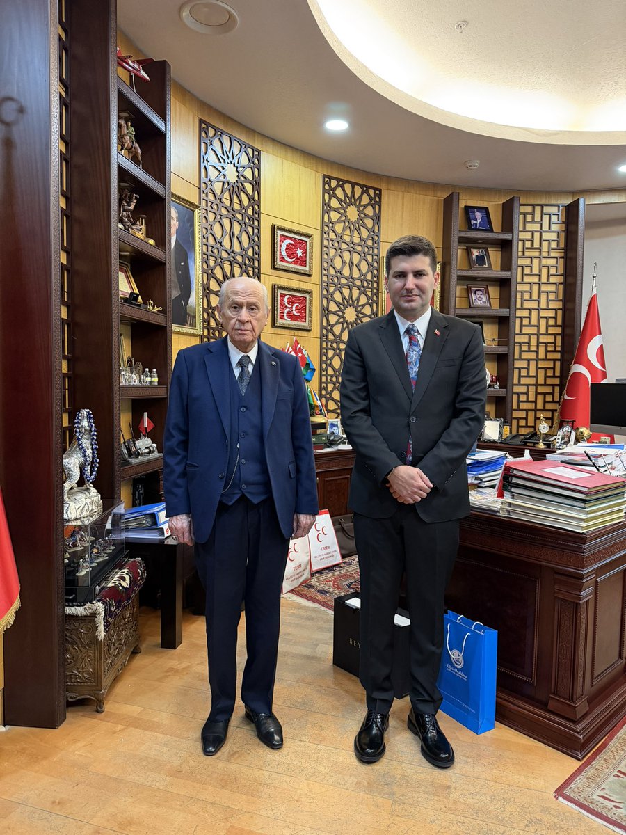 Milliyetçi - Ülkücü Hareket’in Bilge Lideri, Terörsüz Türkiye Ülküsü’nün mimarı, Liderimiz Sayın Devlet Bahçeli Beyefendi’nin doğum gününü kutluyor; Cenab-ı Allah’tan sağlıklı, hayırlı uzun ömürler diliyorum.

Bir ömür izinizde ve emrinizdeyiz.🇹🇷