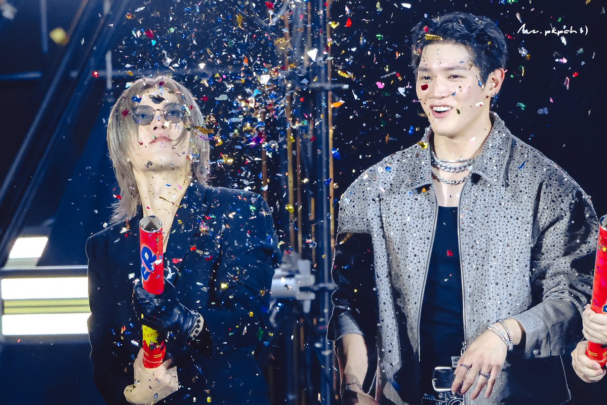 Me_Pkpch's tweet image. คนที่เอ็นดูยูตะที่สุดดด กว่าจะเปิดพลุได้ 555 

#TAEYONGxOneBangkokCountdown
#2026BeginsWithTaeyong
#YUTAxOneBangkokCountdown 
#YUTA #TAEYONG