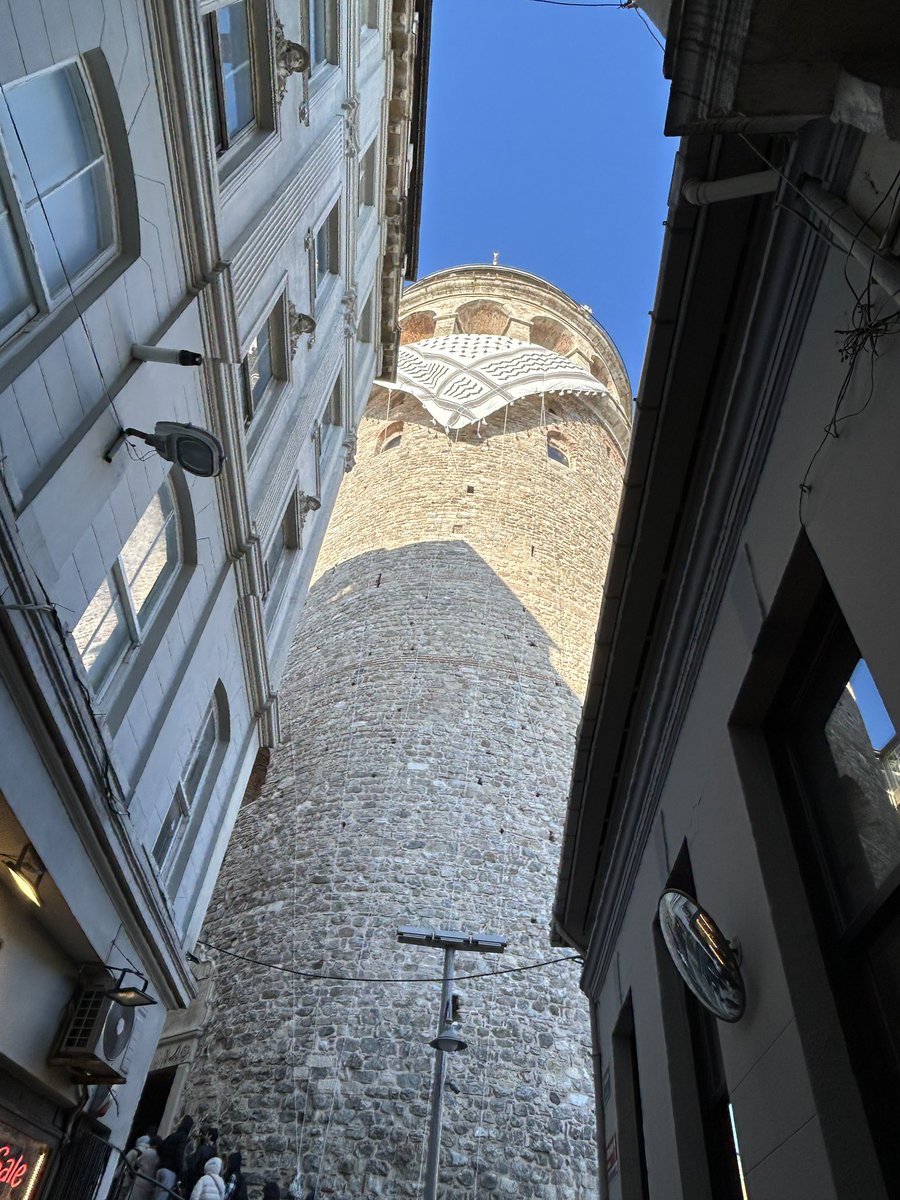 Kefiye kimseye bu kadar yakışmamıştı. #freepalesti̇ne 🇵🇸