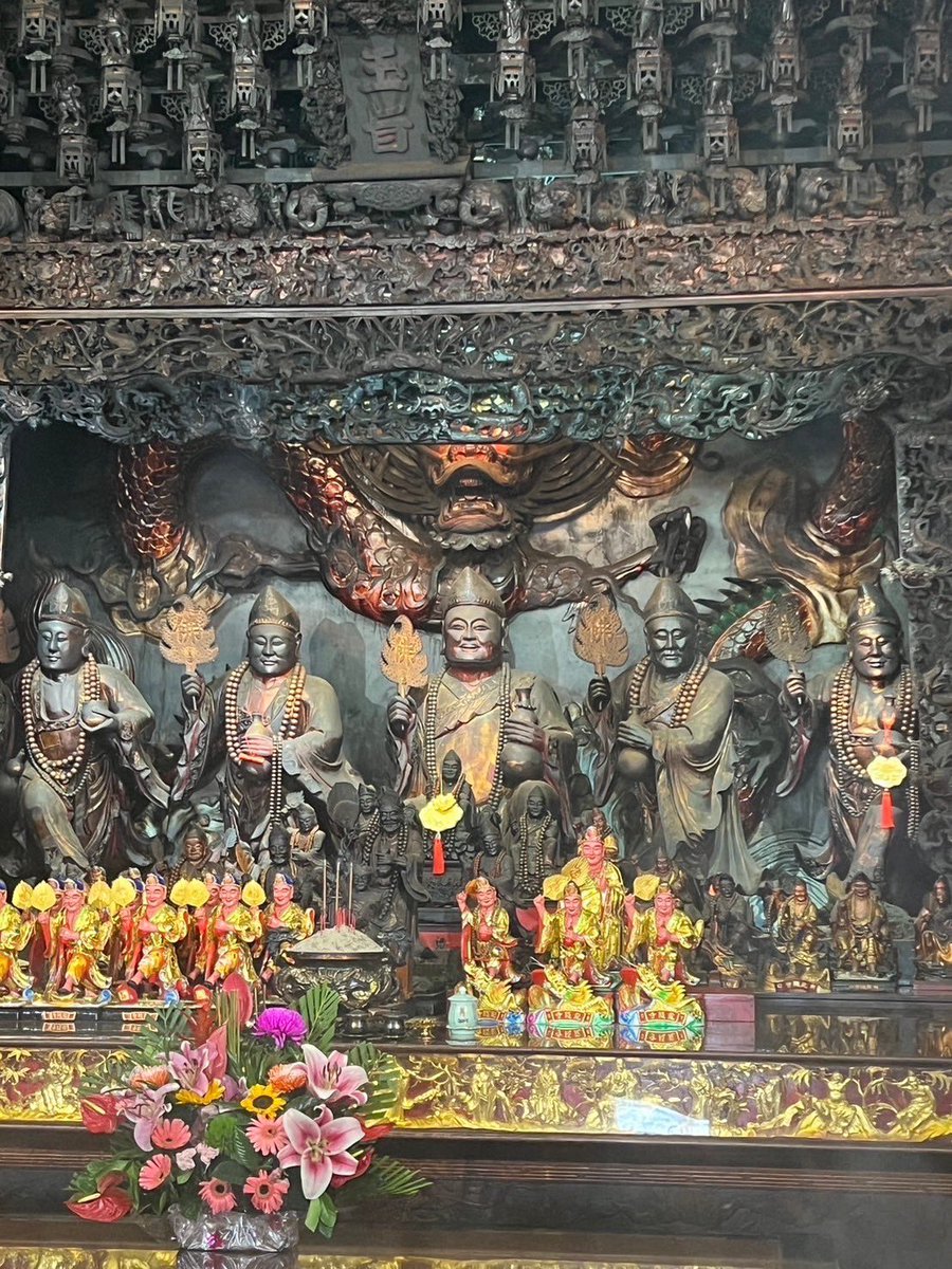 送窮迎富｜一場夢，改變了我的人生

8年前，某個夜晚我做了一場夢。
夢裡出現了 濟公師父。

師父沒有多說什麼，只交代一句：
「去嘉義見我，我要替你們做 送窮迎富。」

祂說——
人的運勢會越來越卡、越來越差，